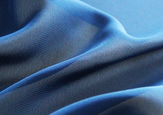 布料復(fù)合用熱熔膠膜怎么使用？